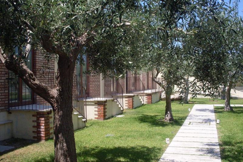 Il Parco Degli Ulivi Villafranca Tirrena Exterior foto